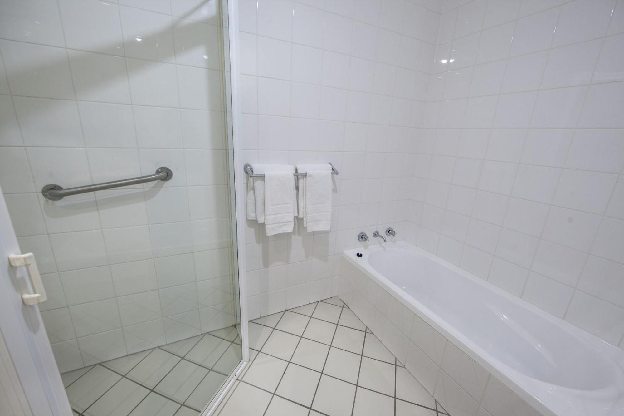 Redhill Cooma Motor Inn المظهر الخارجي الصورة