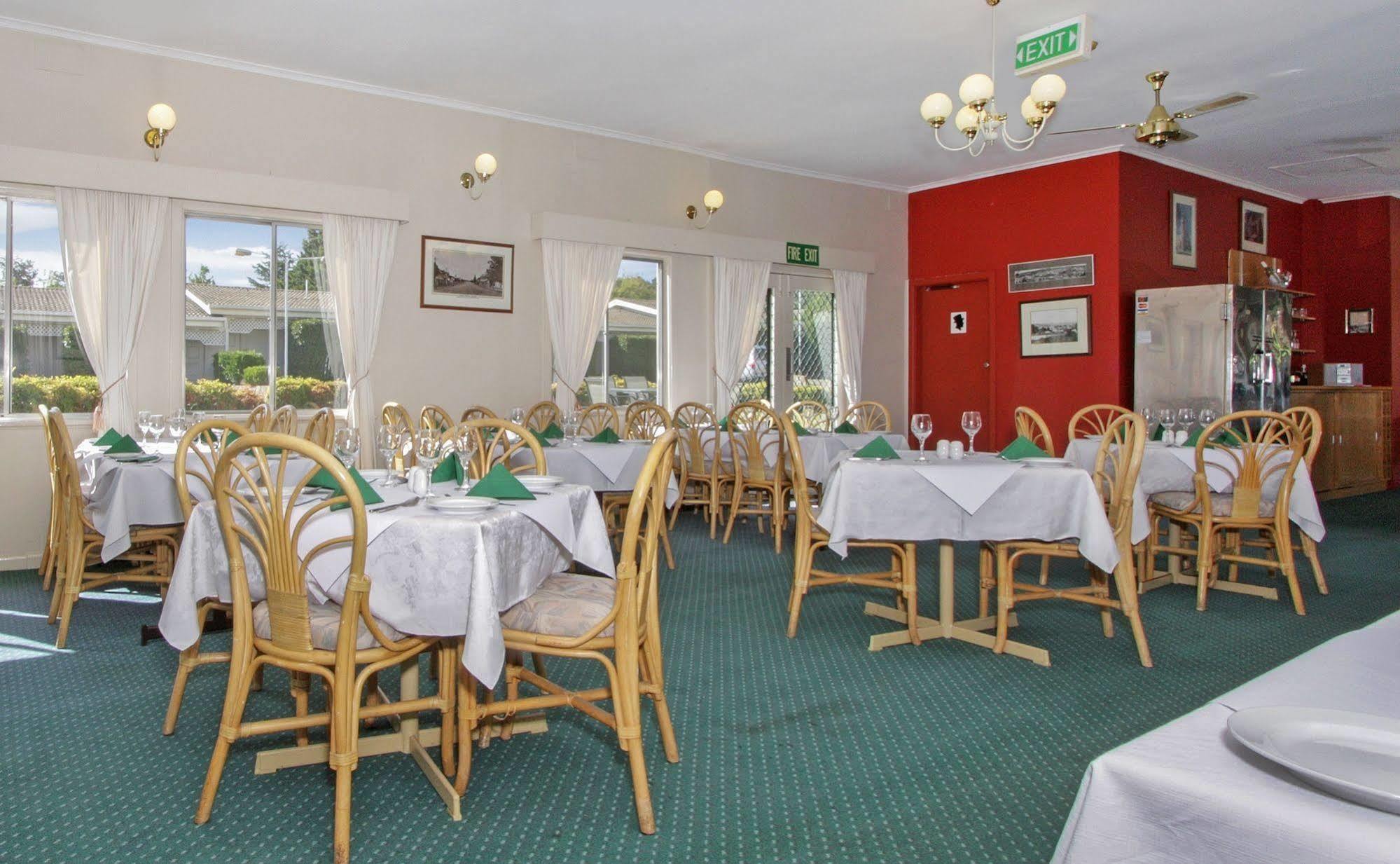 Redhill Cooma Motor Inn المظهر الخارجي الصورة