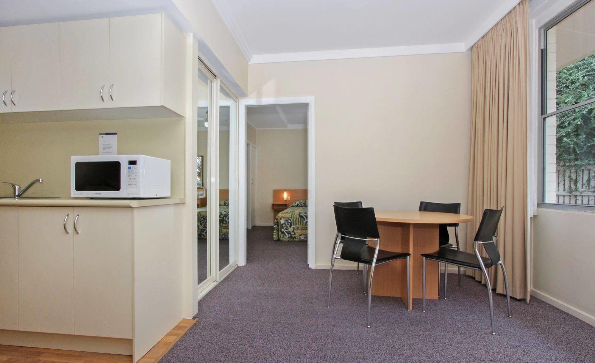 Redhill Cooma Motor Inn المظهر الخارجي الصورة