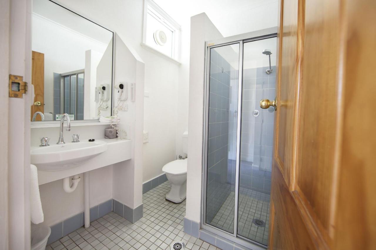 Redhill Cooma Motor Inn المظهر الخارجي الصورة