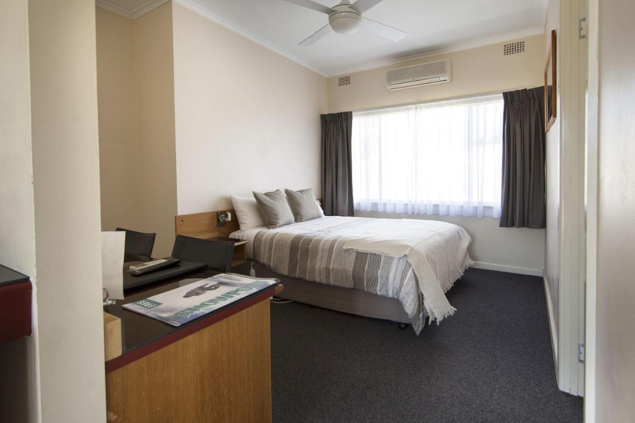 Redhill Cooma Motor Inn المظهر الخارجي الصورة